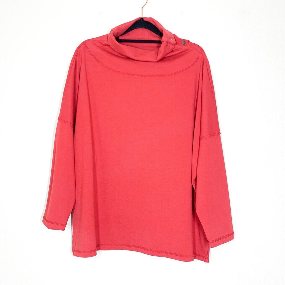 Eleven Stitch Design Snap Button Turtleneck Pullover Small Red Top